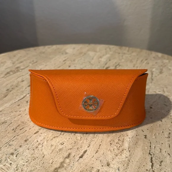NWT Tory Burch Sunglasses case - Picture 1 of 3